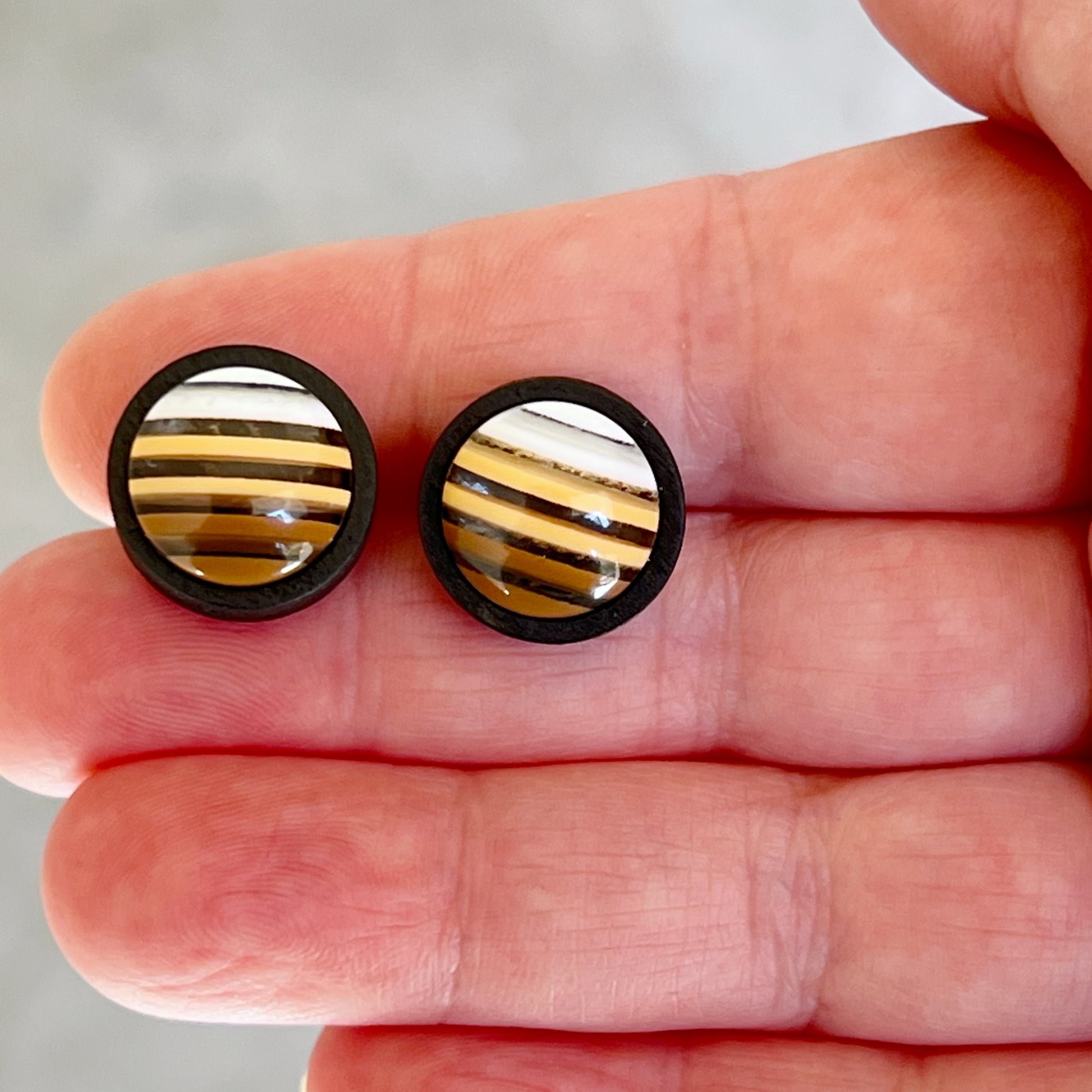 Earth Tone Stripe Resin Stud Earrings – Round Handmade Fall Jewelry in Black Wood