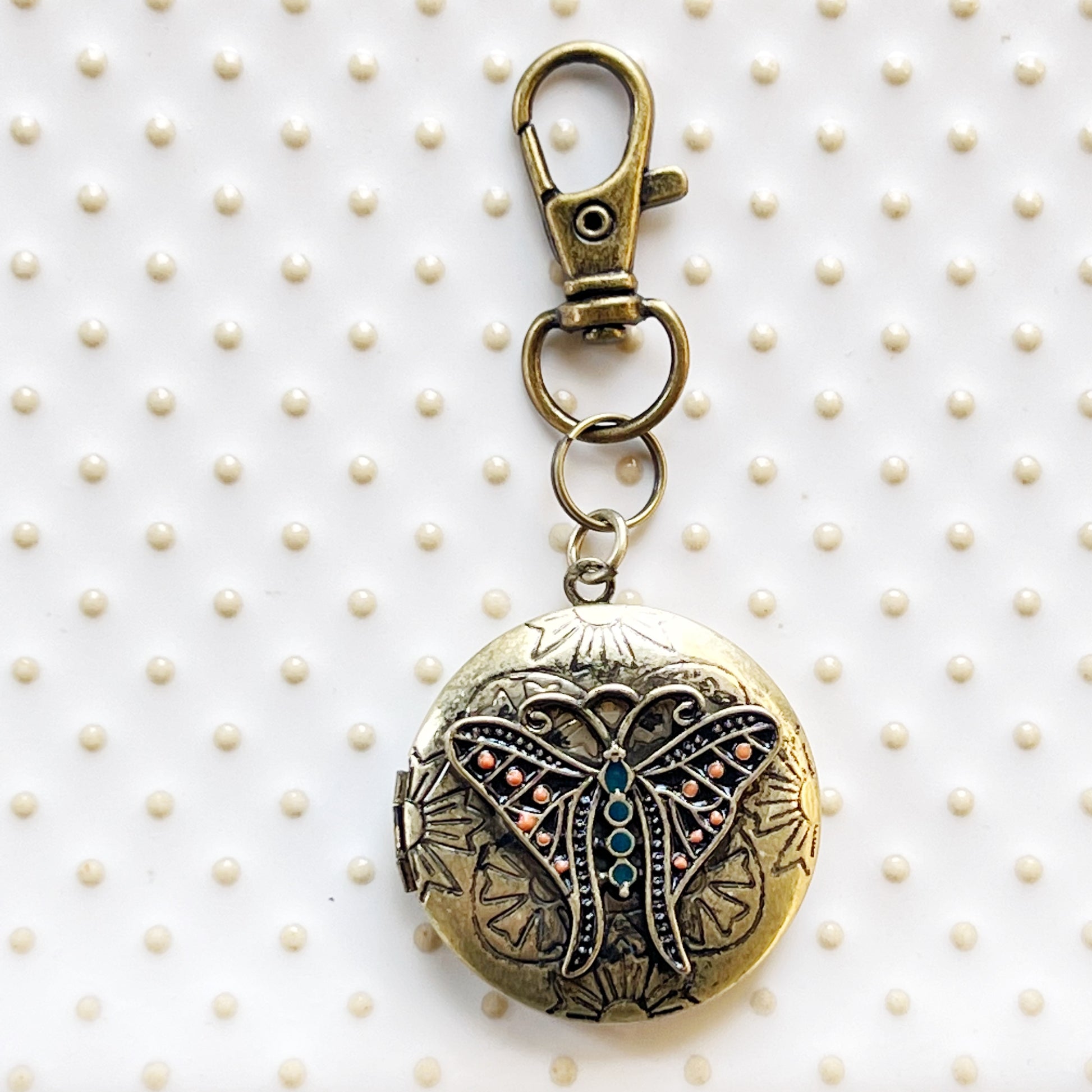 Steampunk Butterfly Locket Zipper Pull Keychain Purse Charm - Unique Vintage-Inspired Accessory