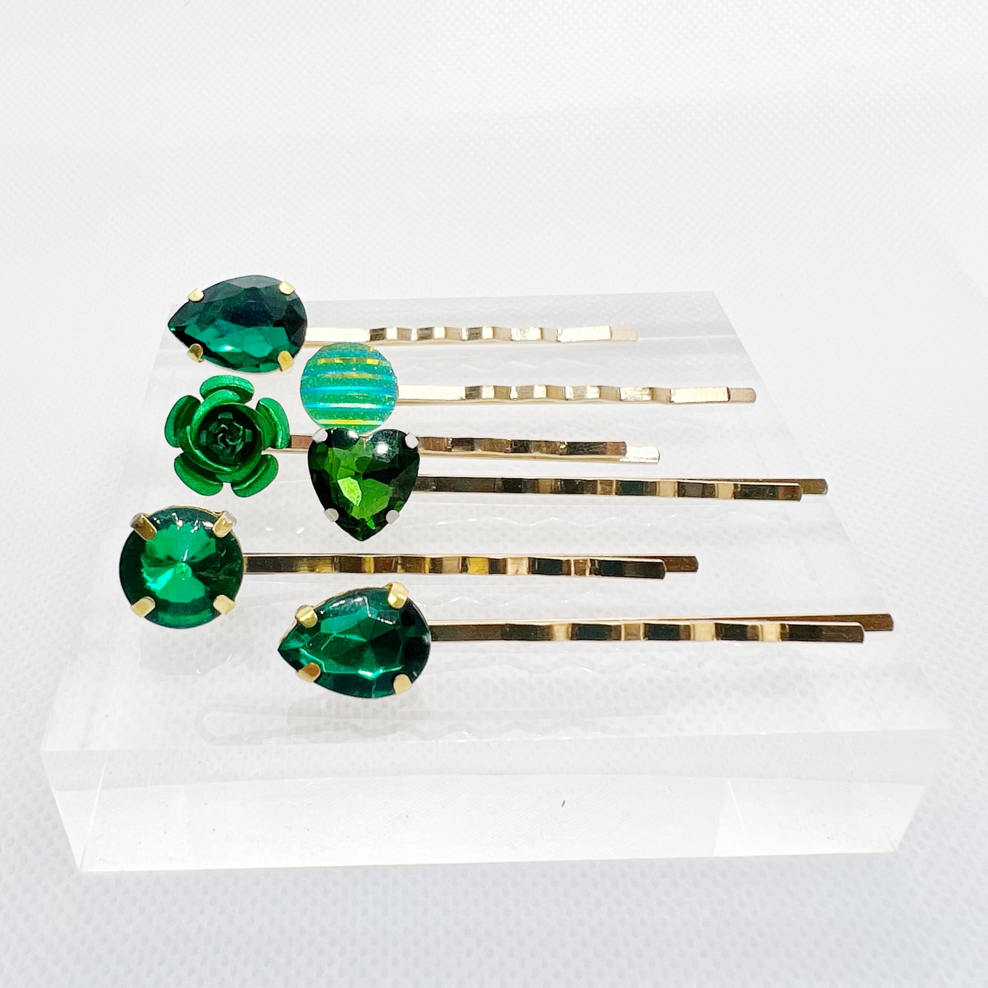 Emerald Green Rhinestone Hair Pin Set: Glamorous Accessories for Elegant Styles