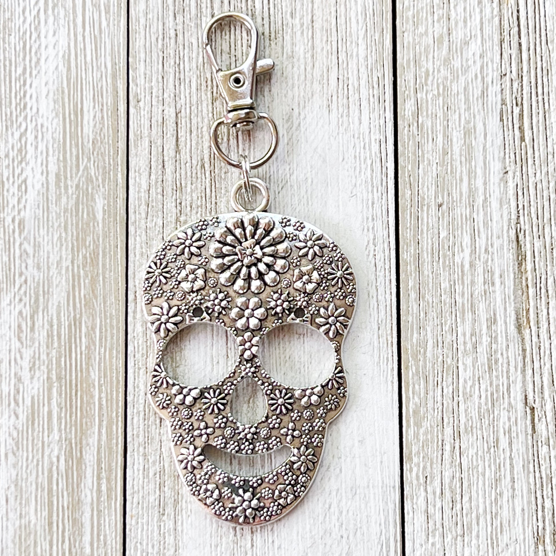 Floral Skull Purse Charm – Silver Day of the Dead Keychain with Flower Motif