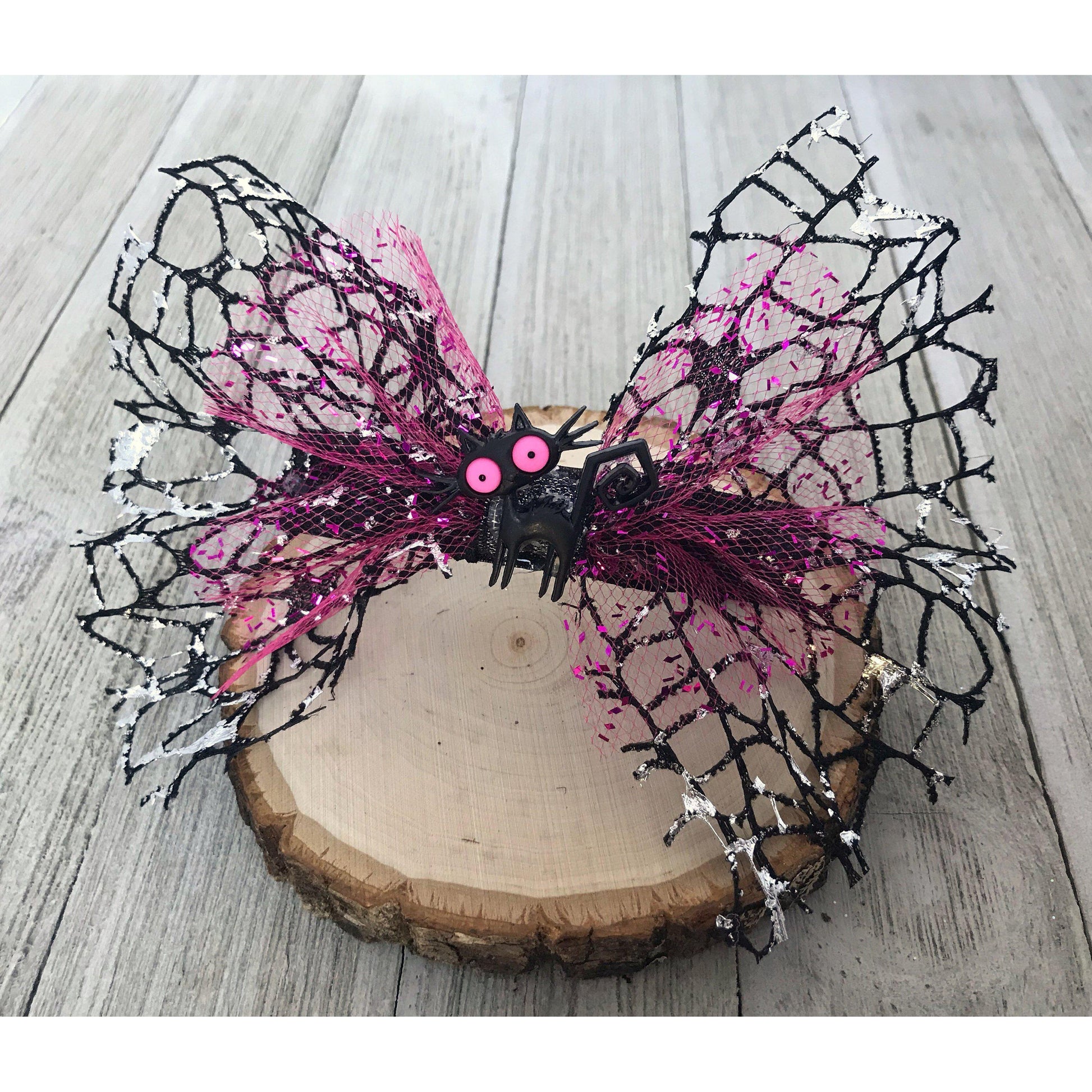 Halloween Black Spooky Cat Pink Hair Bow - Fun & Festive Halloween Accessory with a Pop of Color